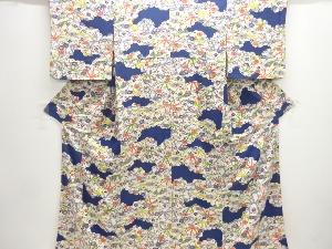 雲取りに草花模様小紋着物